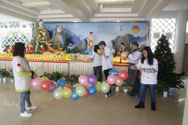 长沙新东方厨师学校:欢乐圣诞节 学习并快乐|长