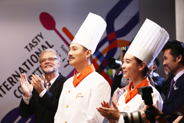 <b><font color='#333333'>��ʦ�磬��˸������׬Ǯ</font></b>