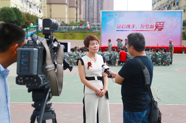 秦皇筷乐集团人力资源总监万丽玲女士接受湖南教育台记者采访