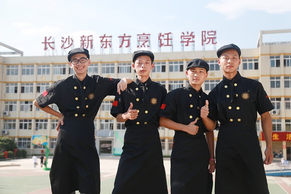 <b><font color='#565555'>ѧʦ룬</font></b>