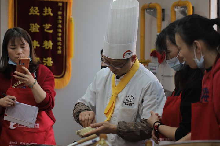 湖南新东方学费