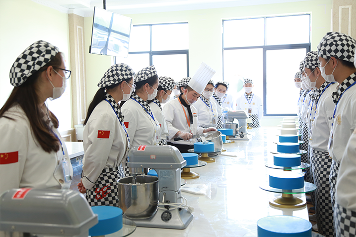 新东方烹饪学费多少钱