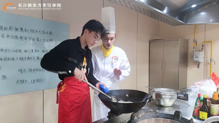 初中生毕业后学什么专业
