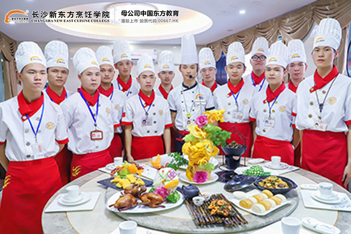 男孩子学厨师的优势