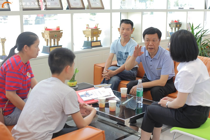 初中毕业学什么好