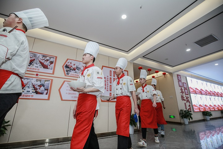初中毕业学什么