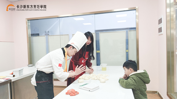 周末小吃培训创业基地