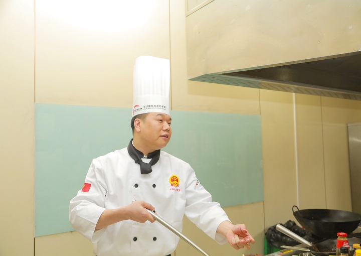 隆华国际大酒店行政总厨