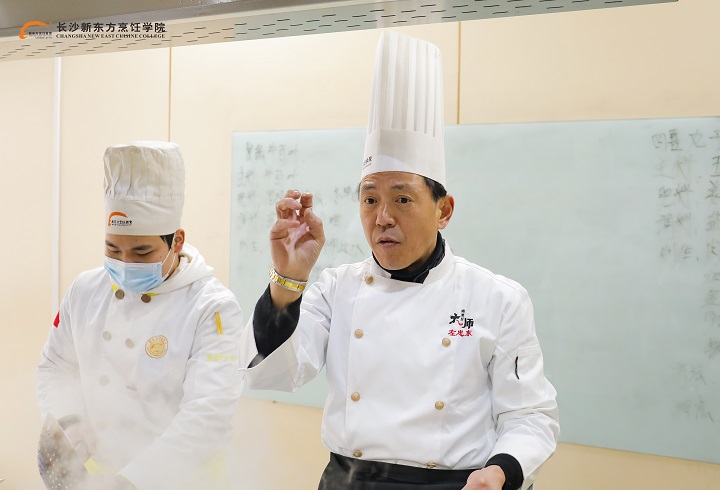 湘菜大师左忠东