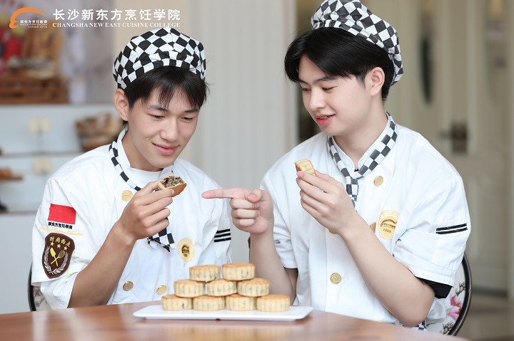 20岁左右的男生