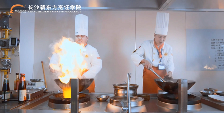 学厨师好不好