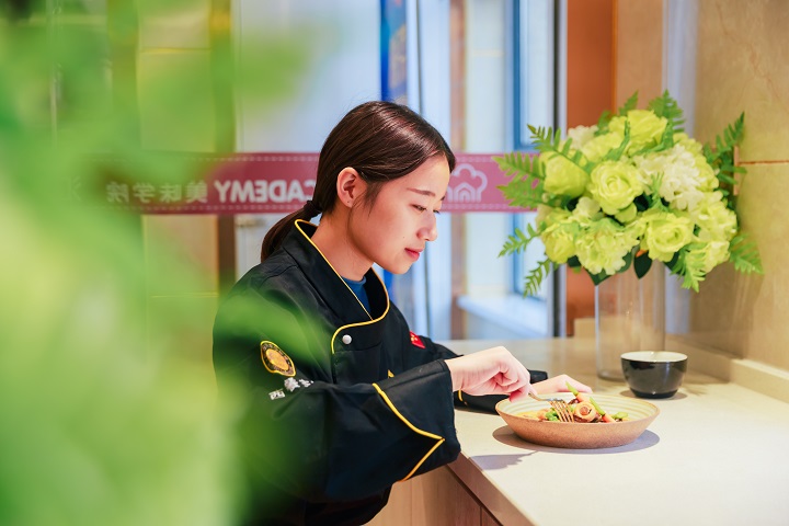 初中女生没考上高中