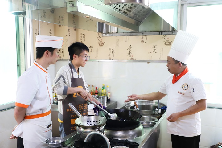 长沙新东方短期特色厨艺培训班
