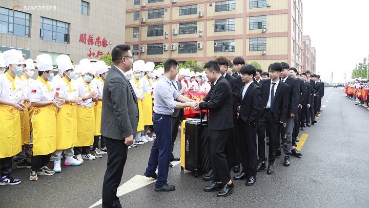 校企定向班毕业欢送会