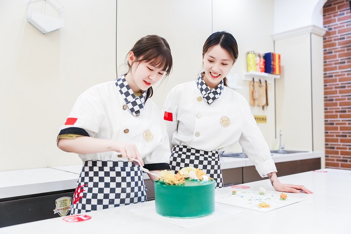 学西点烘焙技术