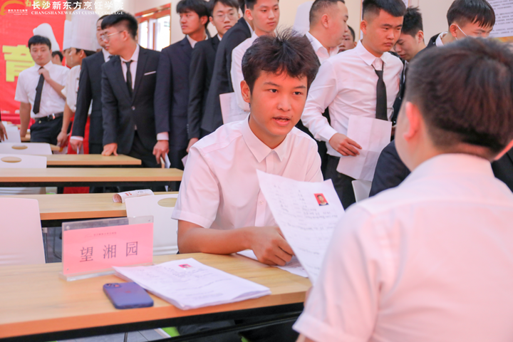 5家企业来校招聘,离校直接入职