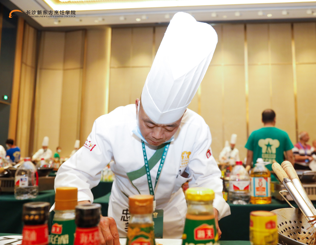 2020年华东师大食堂厨艺技能比赛举行-华东师范大学