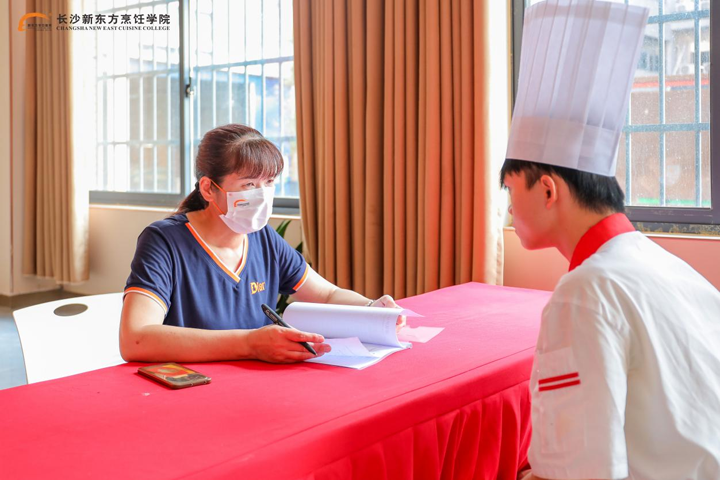 2022年长沙新东方毕业生模拟面试圆满结束