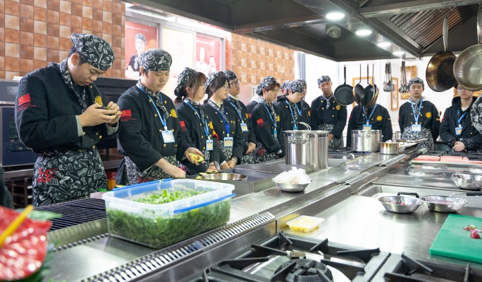 学费上调