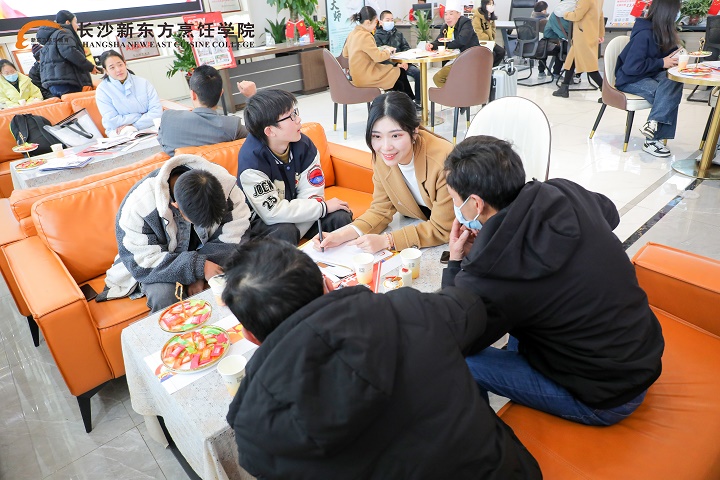 抢占2023春季班名额优势