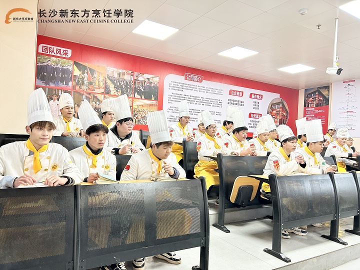 辣得叫厨政总监