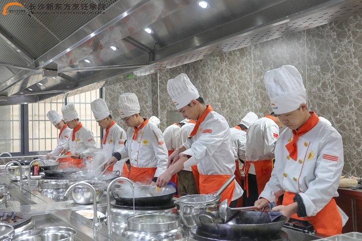 职业学校和普通高中有哪些区别