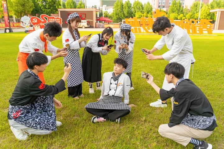 学校介绍