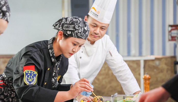 新东方烹饪学校优秀老师
