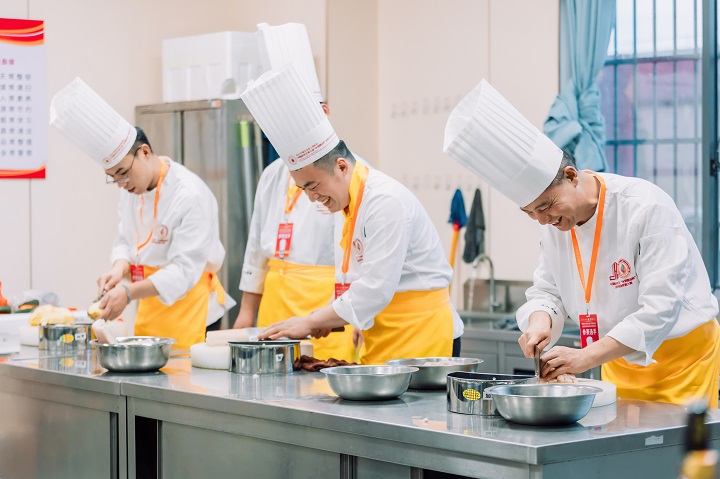 学什么才不会被AI抢饭碗
