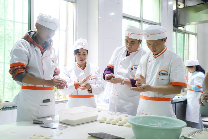 小吃创业前景如何
