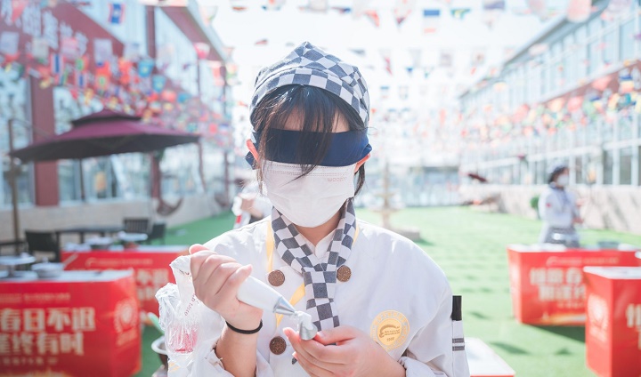女生学烘焙怎么样