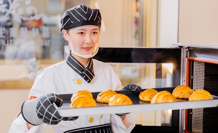 转行学西点烘焙怎么样