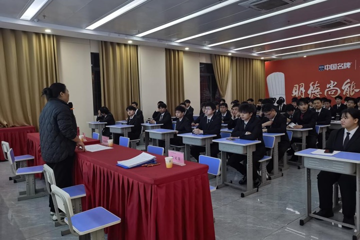 长沙新东方烹饪学校:模拟面试助力学子启航职场