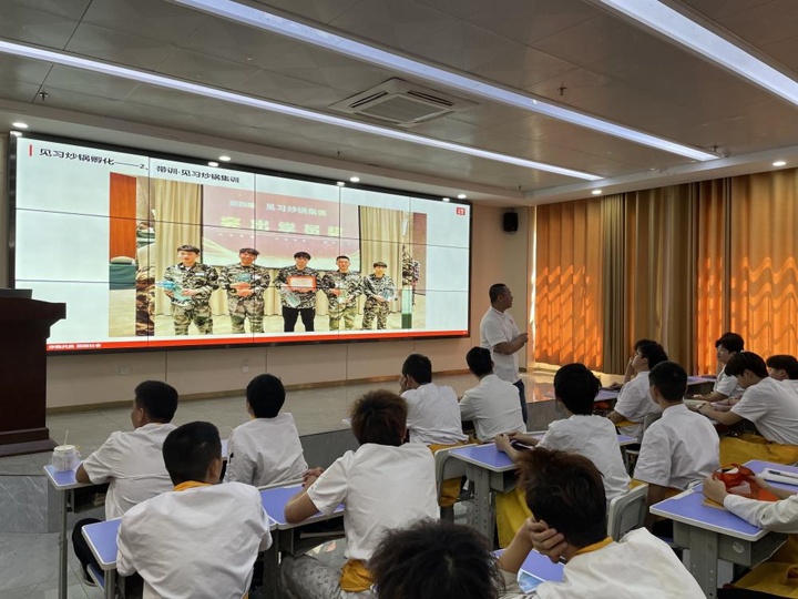 大碗先生厨师长走进湖南东方高技揭秘连锁餐饮人才孵化体系