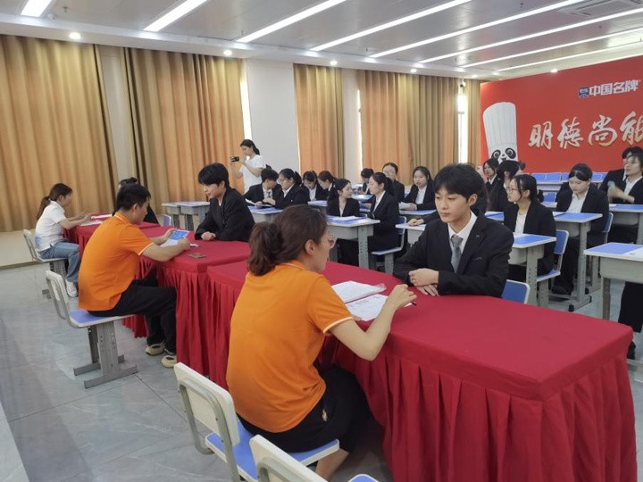 长沙新东方烹饪学校西点专业专场招聘会圆满落幕