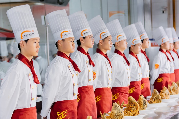 ³¤É³Ð¶«·½´º¼¾Ô¤¿Æ°à