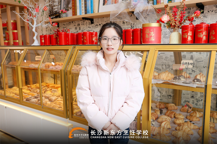 两年从学徒到店长