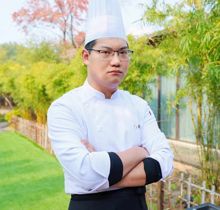 长沙新东方烹饪学校实地回访晴溪庄园就业学子