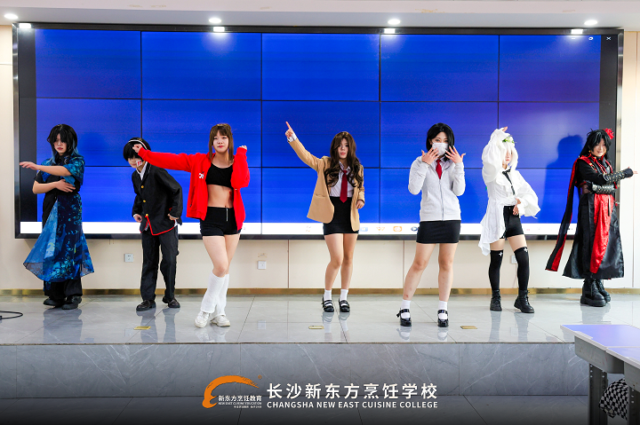 ��ɳ�¶���