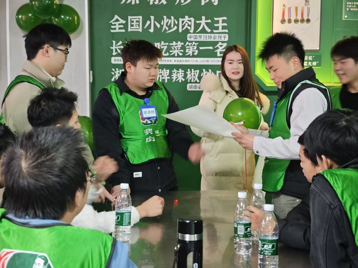 תѧ�͵���ɳ�¶���