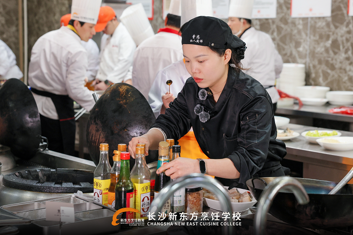 ˽����ҵ������