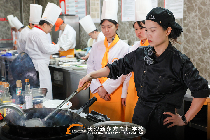 ˽����ҵ������