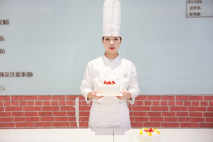 长沙新东方成功学子易意如返校分享会圆满举行