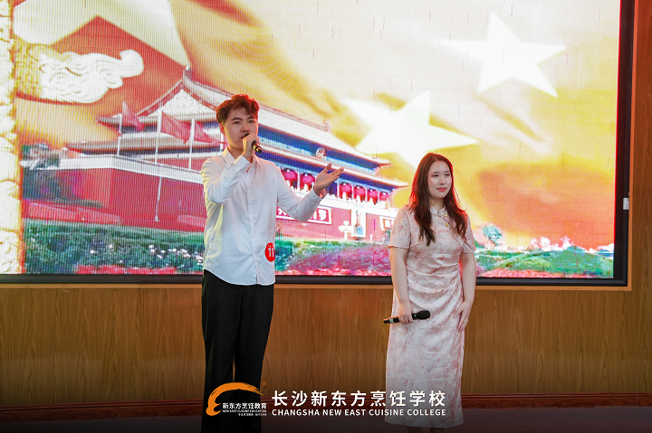 ��ɳ�¶���ѧ�ӷ��