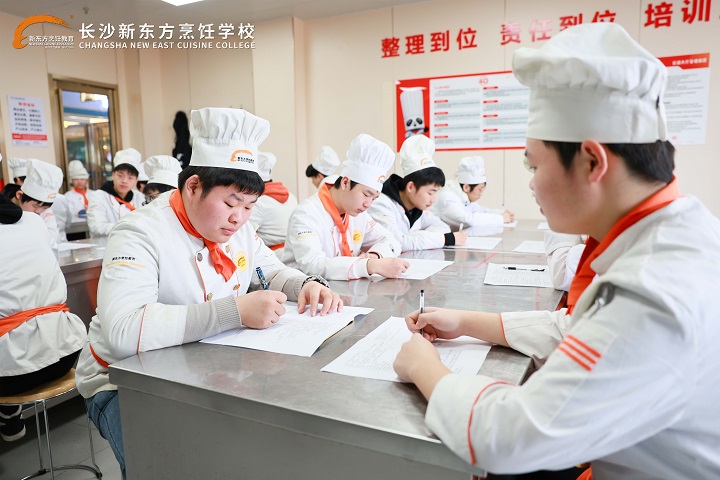 �������ɼ�������