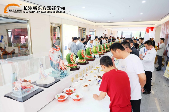 תѧ��ɳ�¶������ѧУ