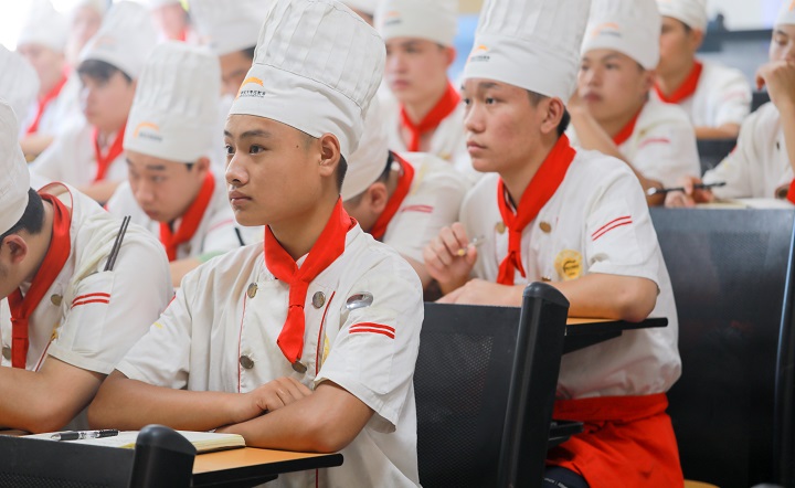 תѧ�͵���ɳ�¶���