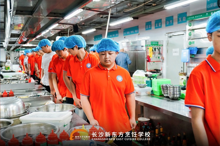 长沙新东方学子的“你好大海”研学记
